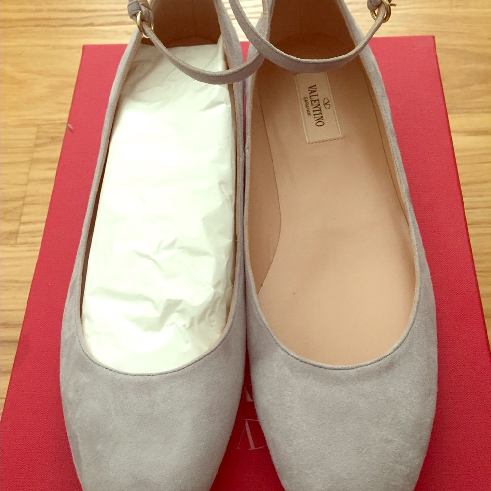 Valentino Flats Size:40
